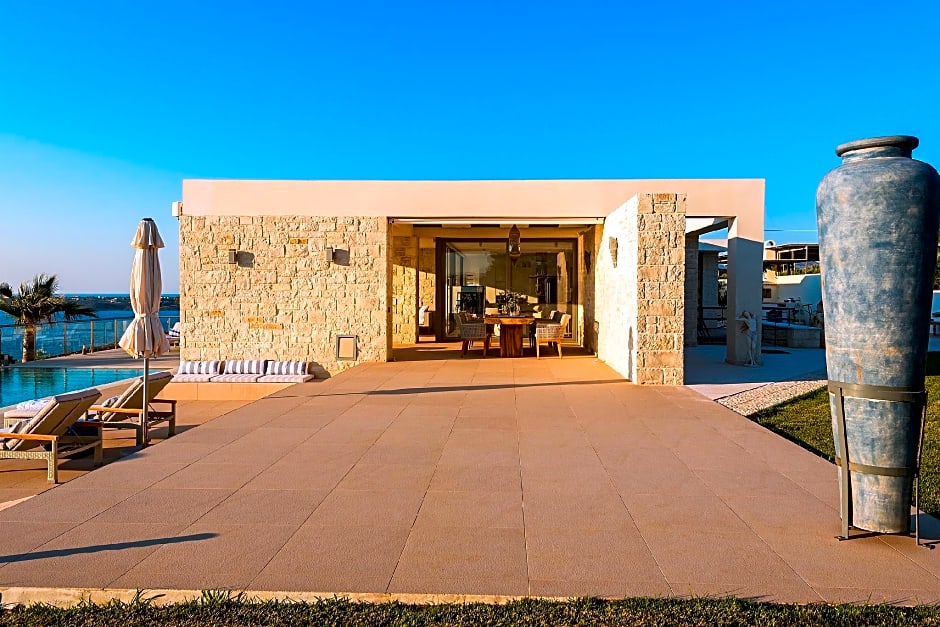 Elias Seafront Luxury Villa