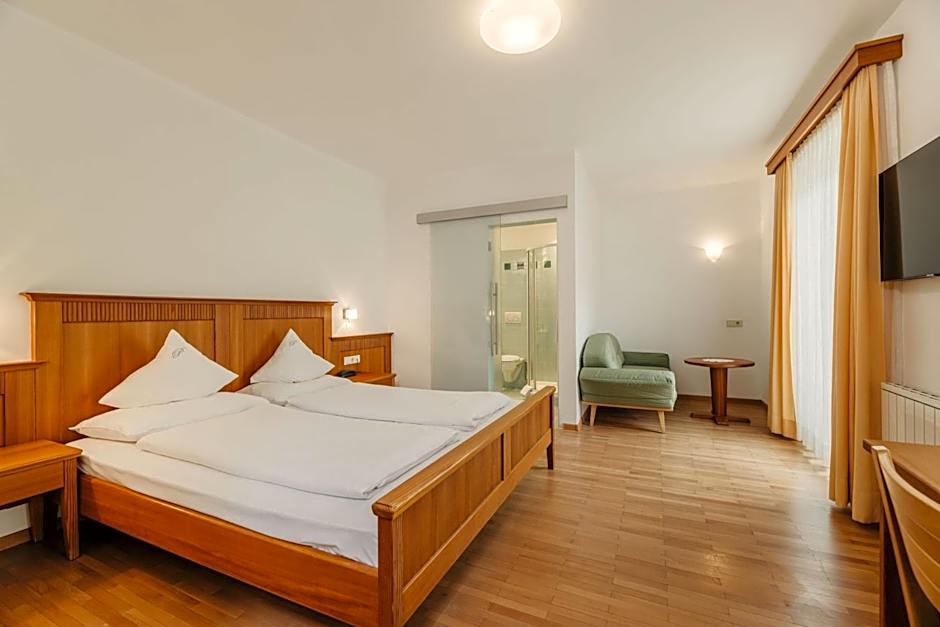 Hotel Garni Planaces