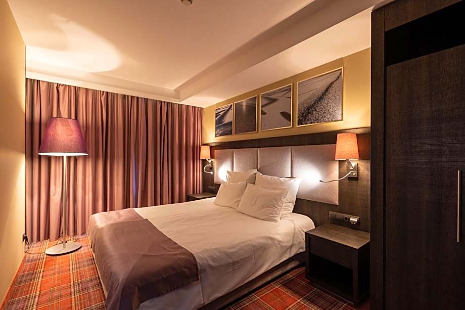 Bristol Art & Medical SPA