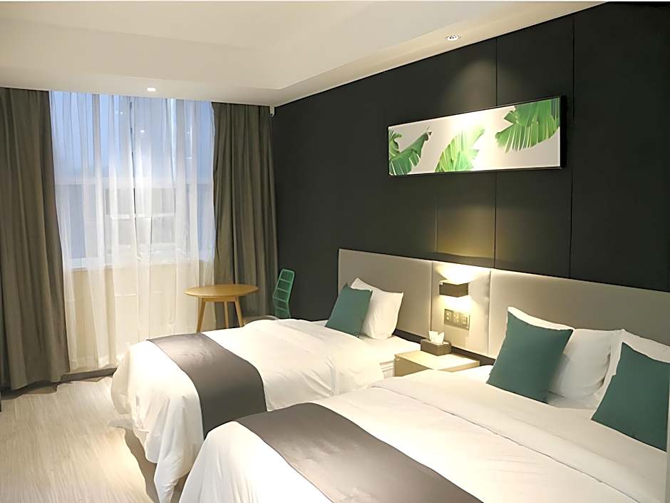 UP AND IN Hotel Shandong Linyi Lanshan District Taisheng Plaza