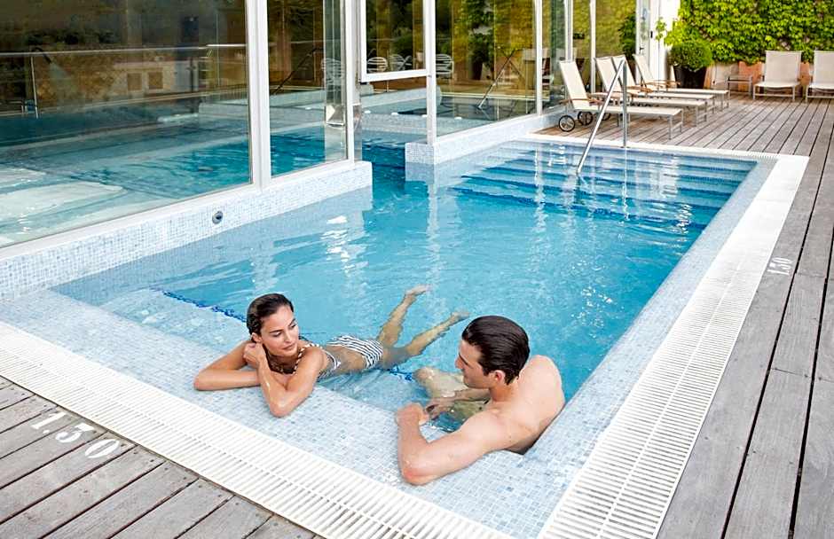 Artiem Audax - Adults Only