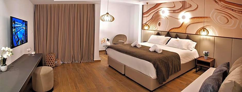 Melpo Antia Hotel & Suites