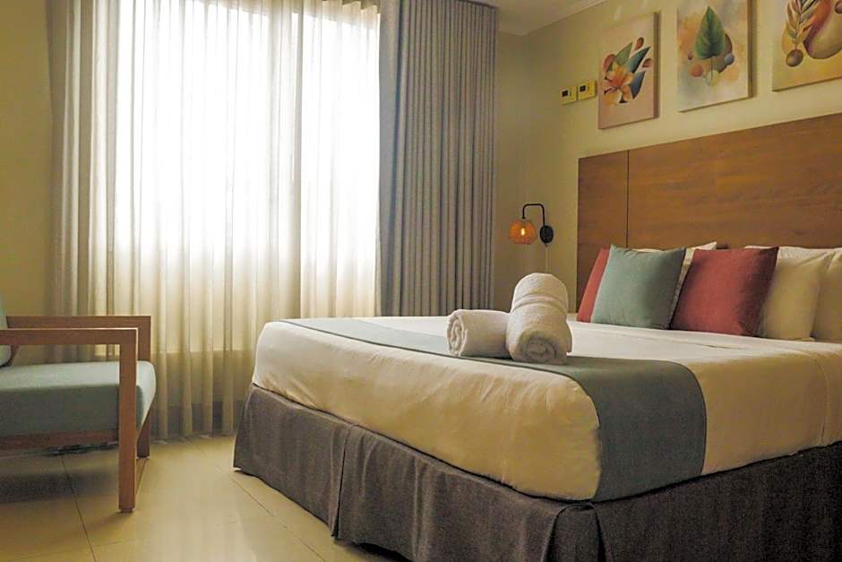 Majestic City Suites & Beach Hotel