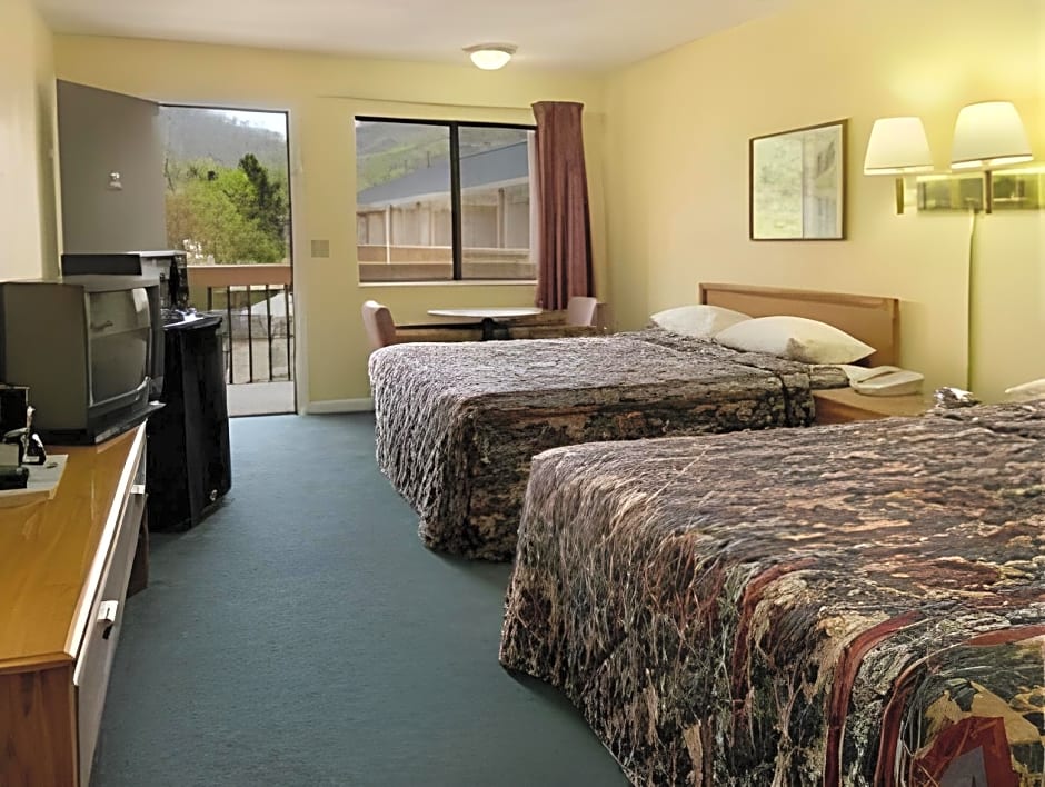 Americas Best Value Inn Canton, NC