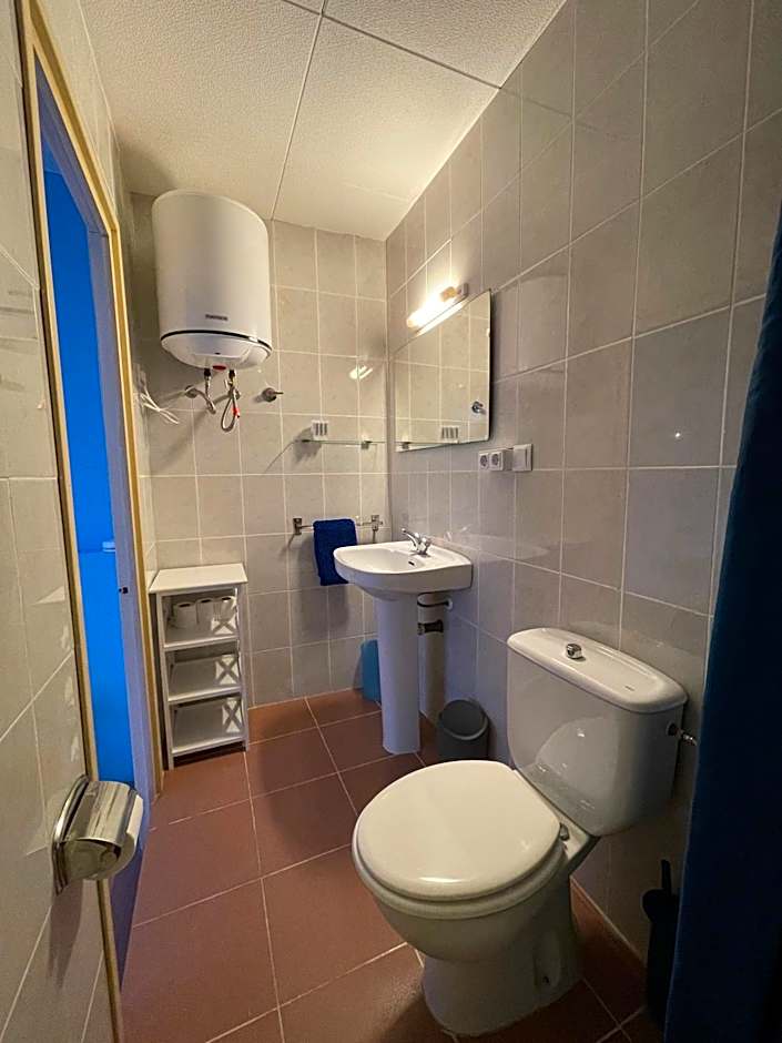 P&R hostals Can Tort