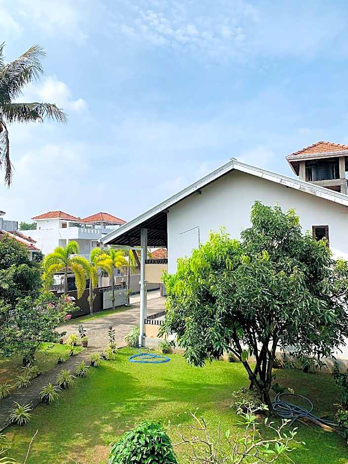 Sunrise Palace Negombo