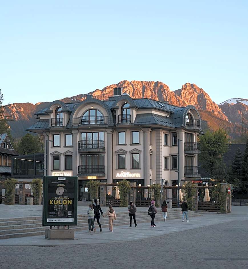 Aparthotel Cristina