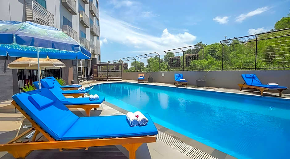 GiiA Hotel Nagoya Batam