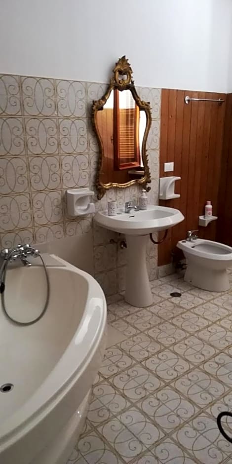 La Gallina Nel Castello