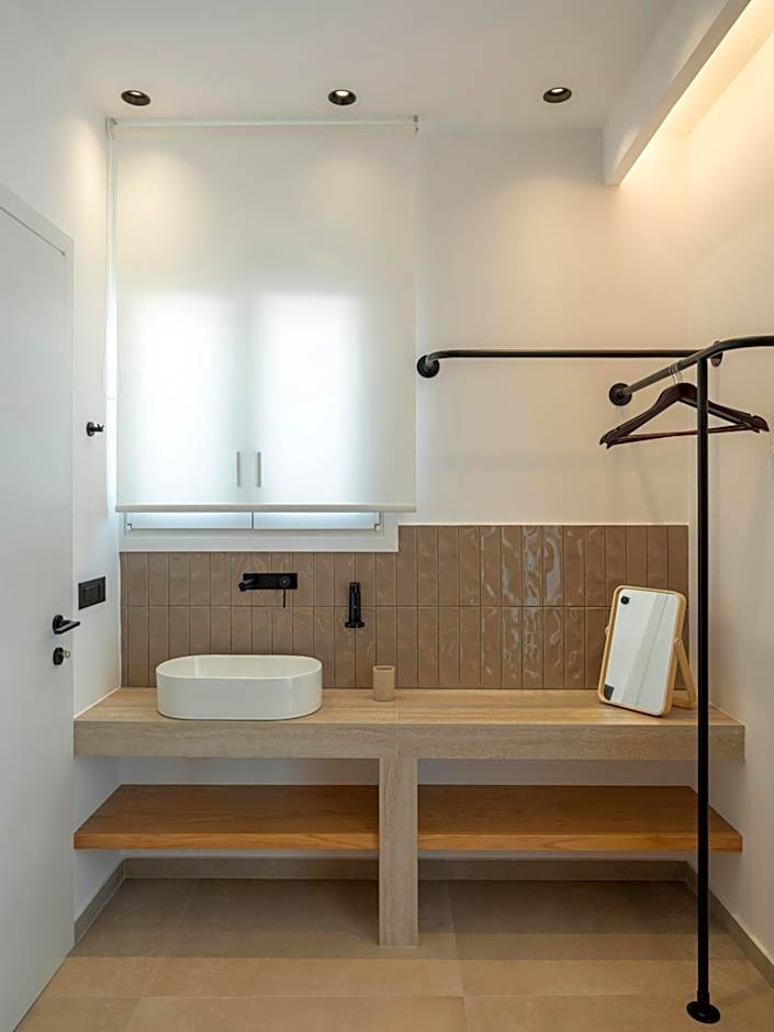 Anemelia way of living