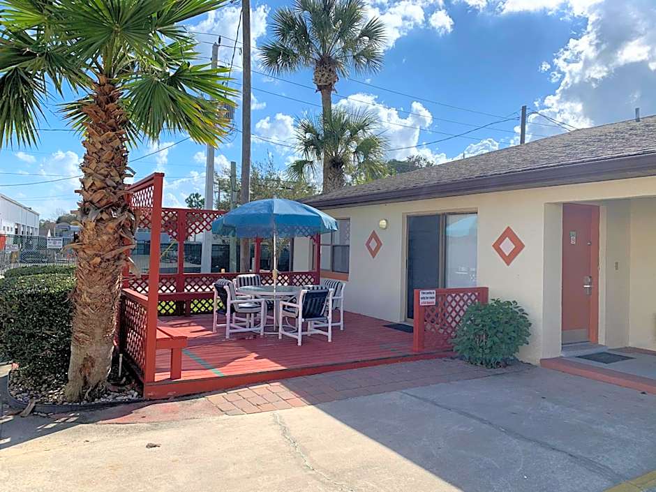 Travelodge by Wyndham Suites St Augustine