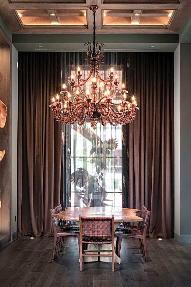 Grand Bohemian Lodge Greenville, Autograph Collection