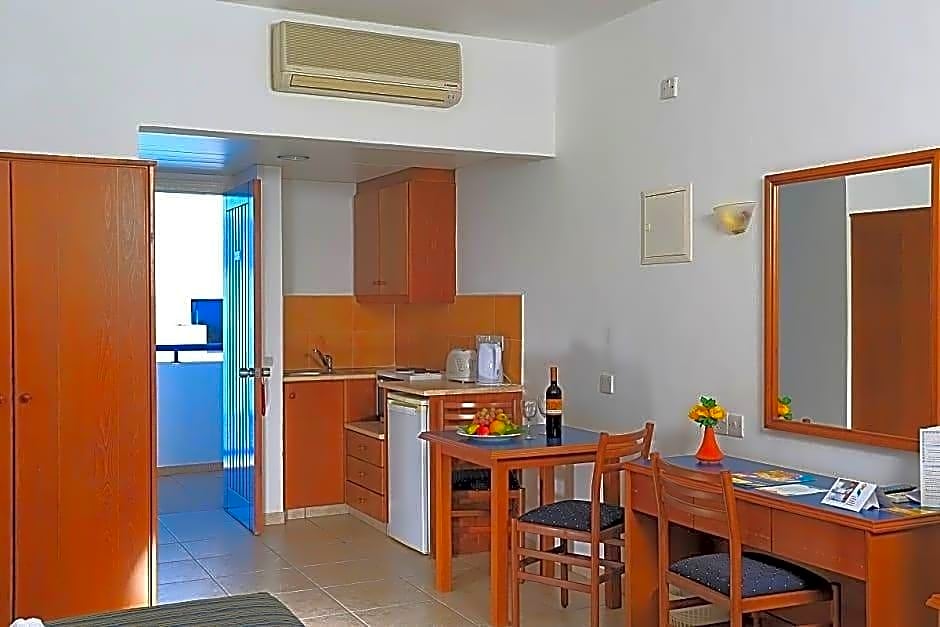 Eleni Holiday Village