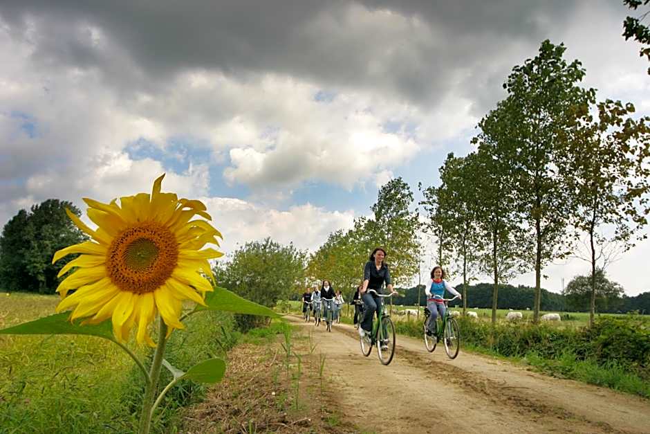 Hotel De Boskar Peer