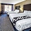 La Quinta Inn & Suites by Wyndham Anaheim Disneyland
