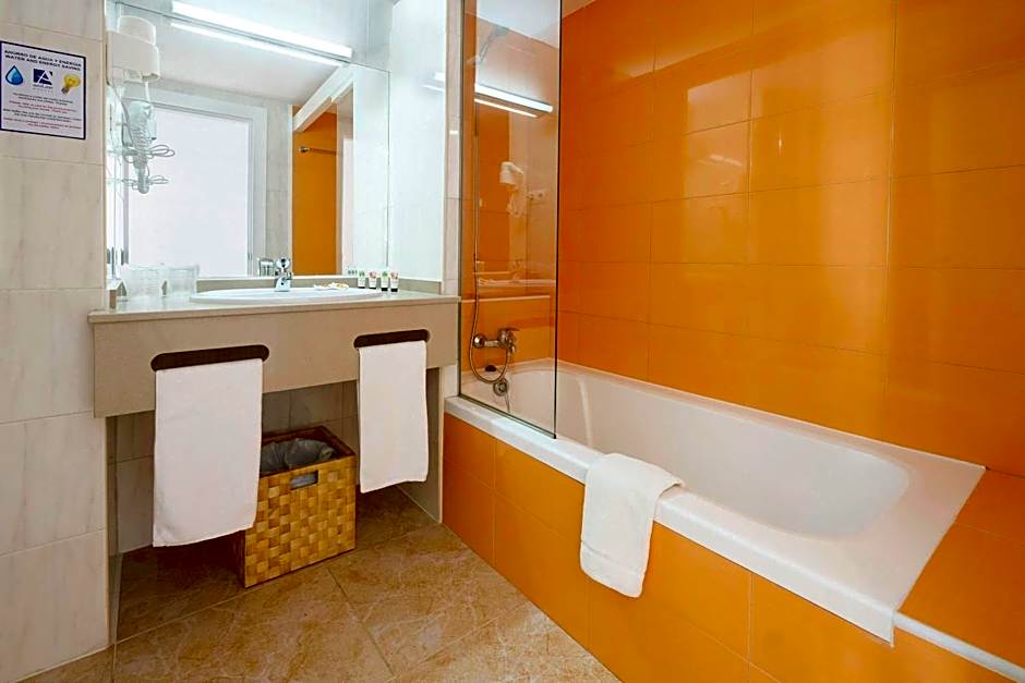 azuLine Hotel Bergantin