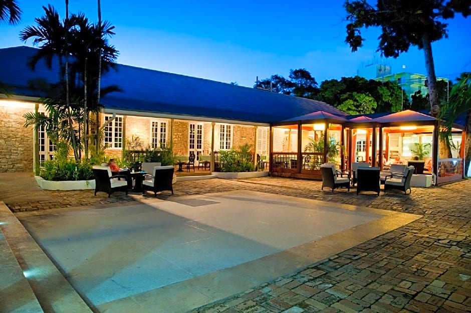 Island Inn Hotel All-Inclusive