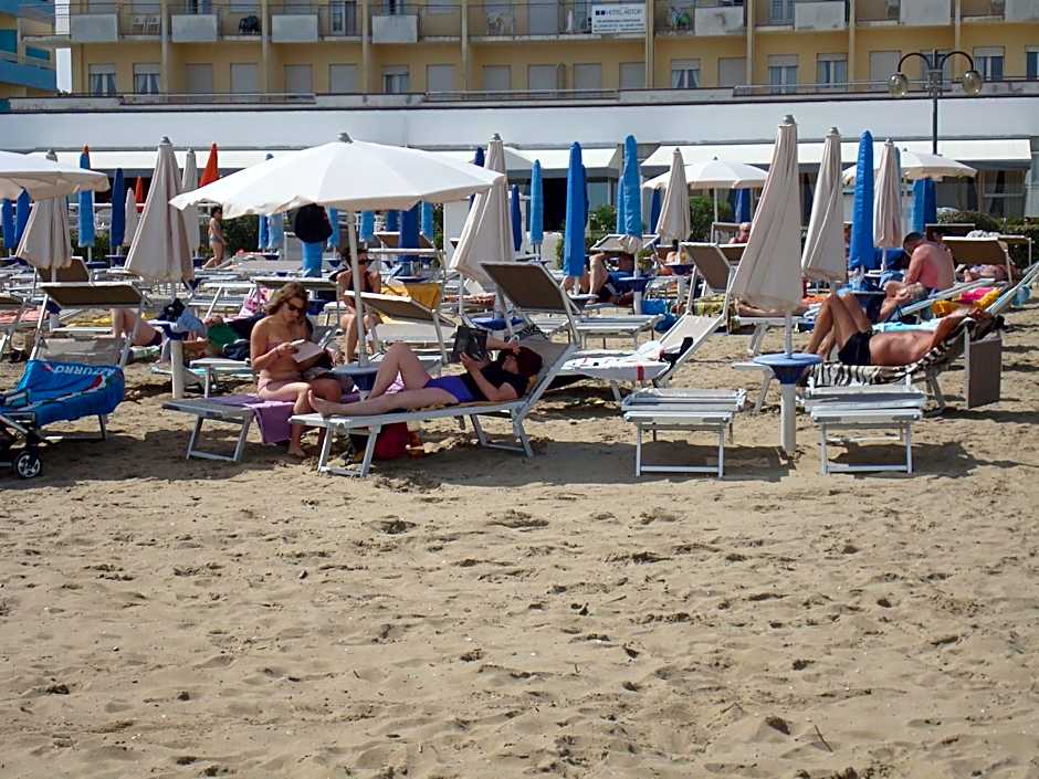 Hotel Marlisa Pier