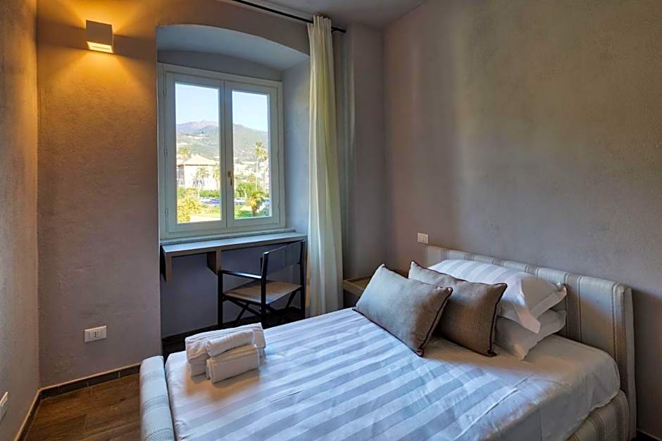 Residence Via Di Francia