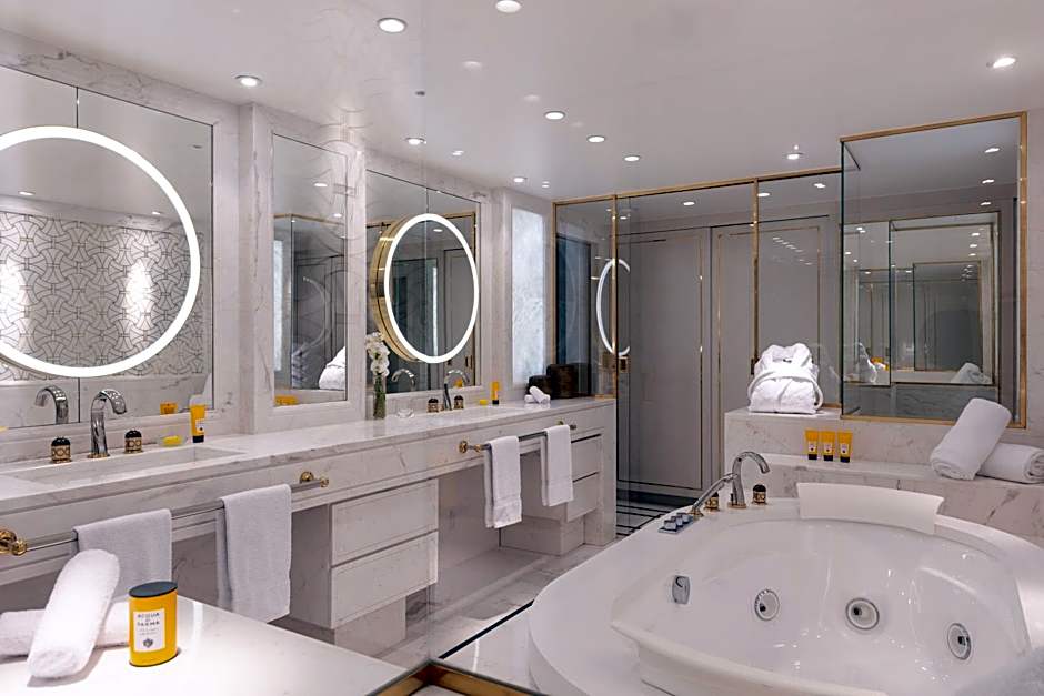 L'Hotel du Collectionneur Paris