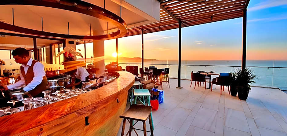 Anya Premier Beachfront Hotel Quy Nhon