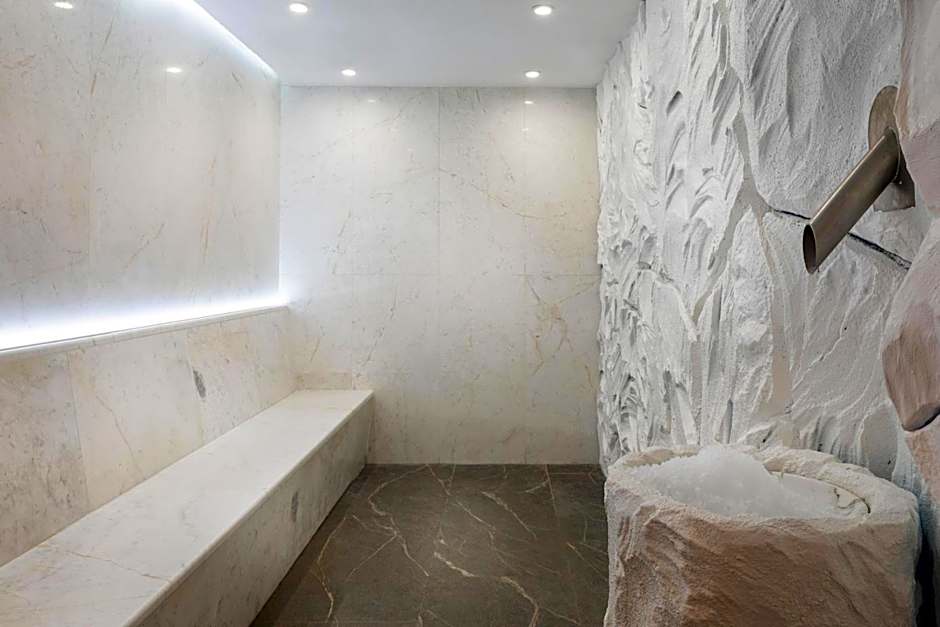 Kings' Valley Medical & Spa Hotel