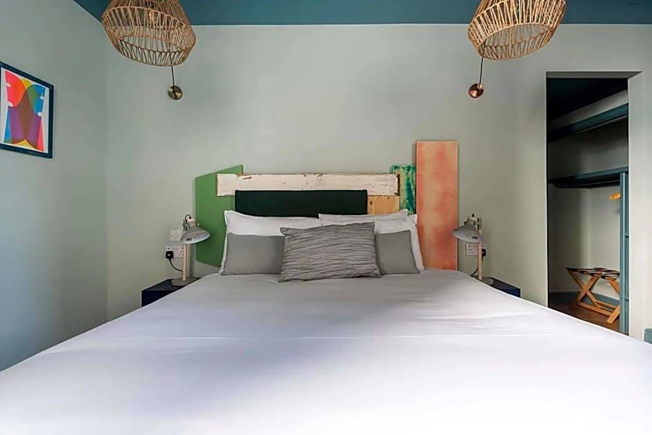 West Beach Hotel Brighton