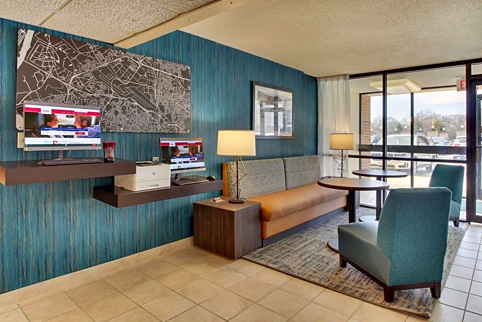 Pear Tree Inn St. Louis Airport
