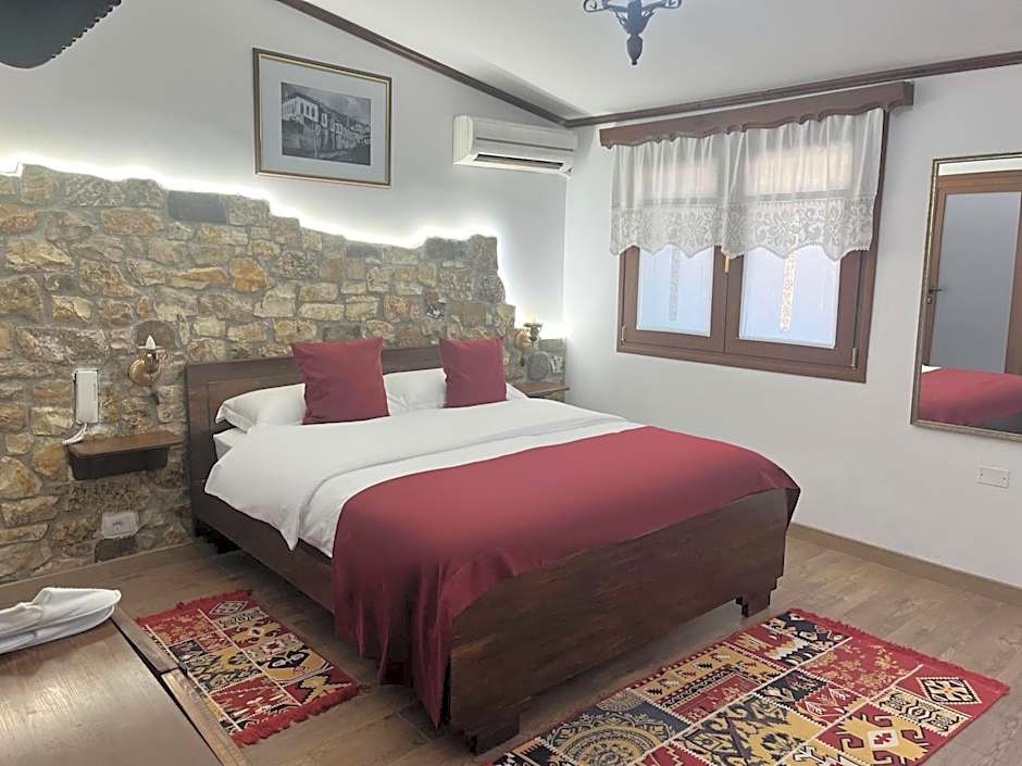 Photo 1 of 50 of Hotel Berati