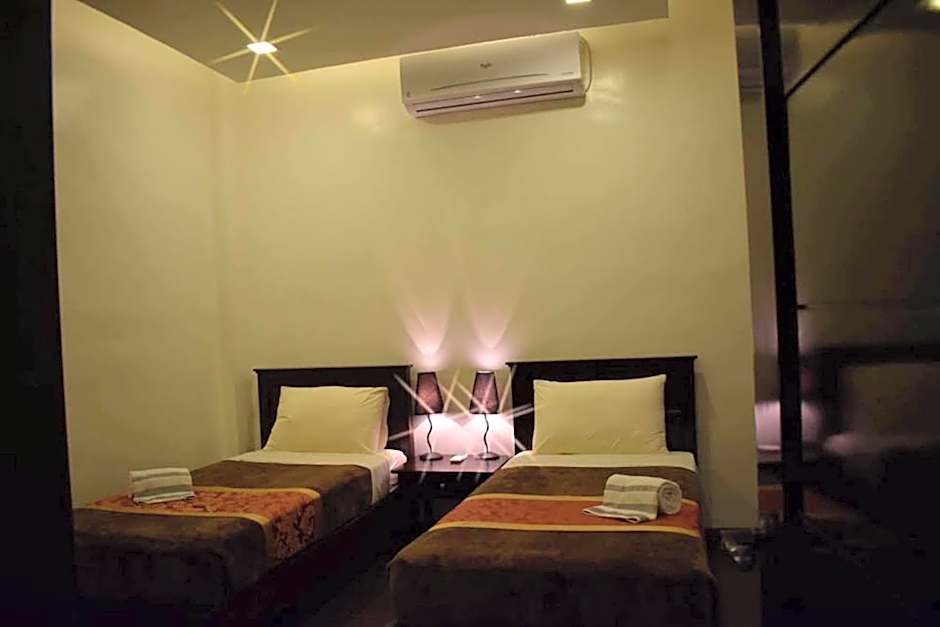 Jo Carter's Hotel & Suites Angeles City