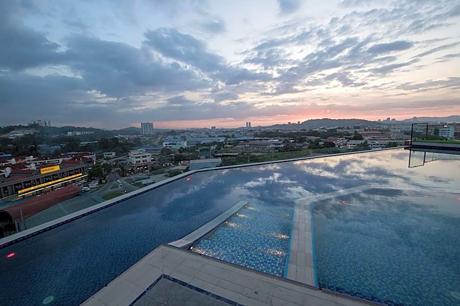 Grand InHotel Kota Kinabalu