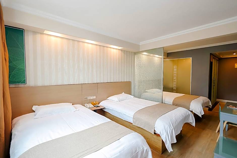 GreenTree Inn Zhenjiang Center Street No.1 Peoples Hospital Express Hotel