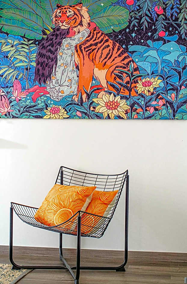 Pine House - Faro Airport, Beach and City Center