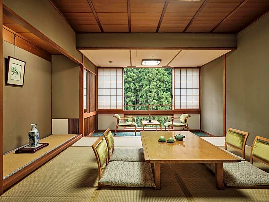 Sansuikan Kawayu Midoriya