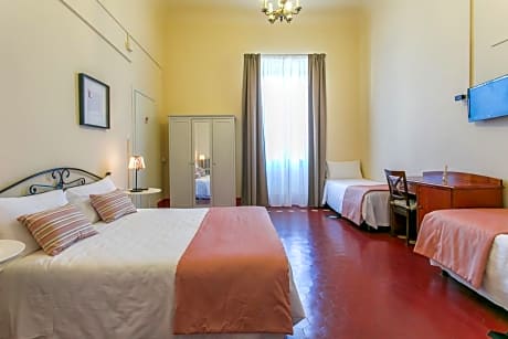 Comfort Quadruple Room