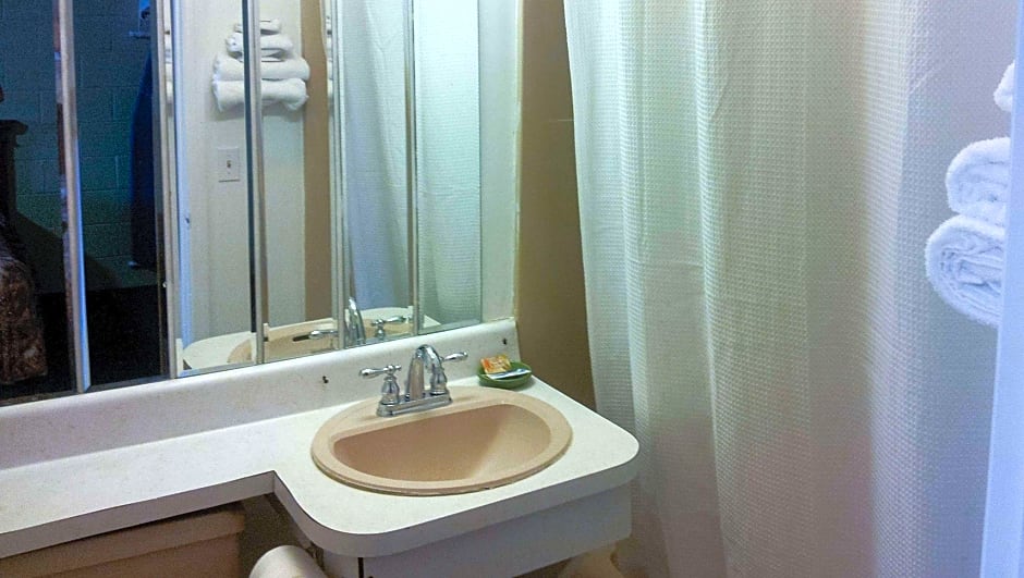 Relax Inn Westminster