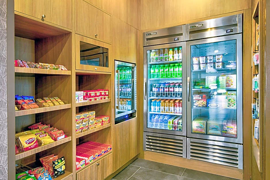 Fairfield by Marriott Inn & Suites Cincinnati North West Chester