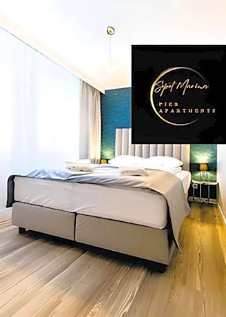 Two-Bedroom Deluxe Apartment with Balcony