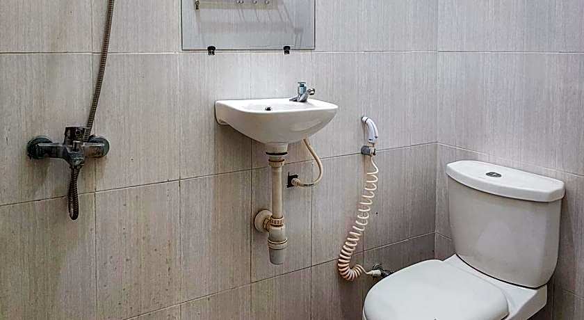 RedDoorz @ Tanakatto Homestay Waikabubak