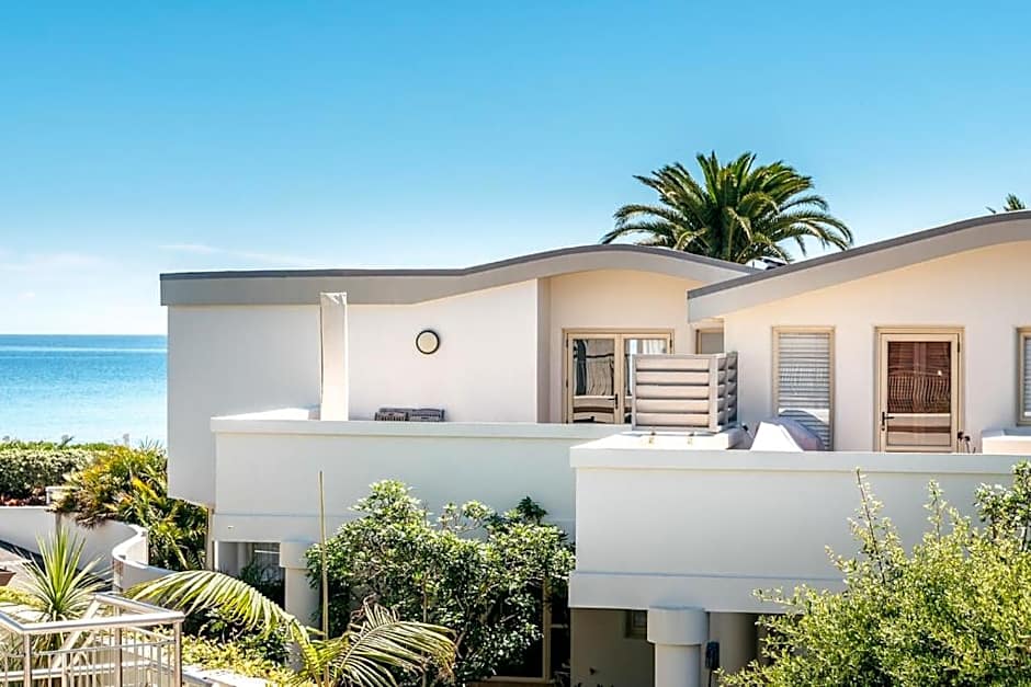 Onetangi Beach Apartments