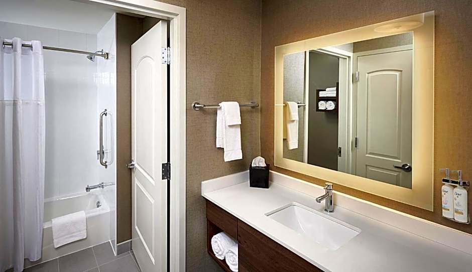 Staybridge Suites Niagara-On-The-Lake By IHG