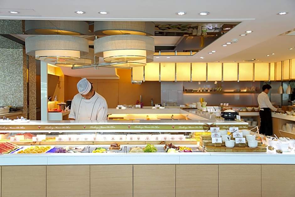 Golden Tulip Zhong Xin Hotel Taichung