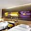 7 Days Premium Jingjiang Fuhai New World Automobile Terminal Branch