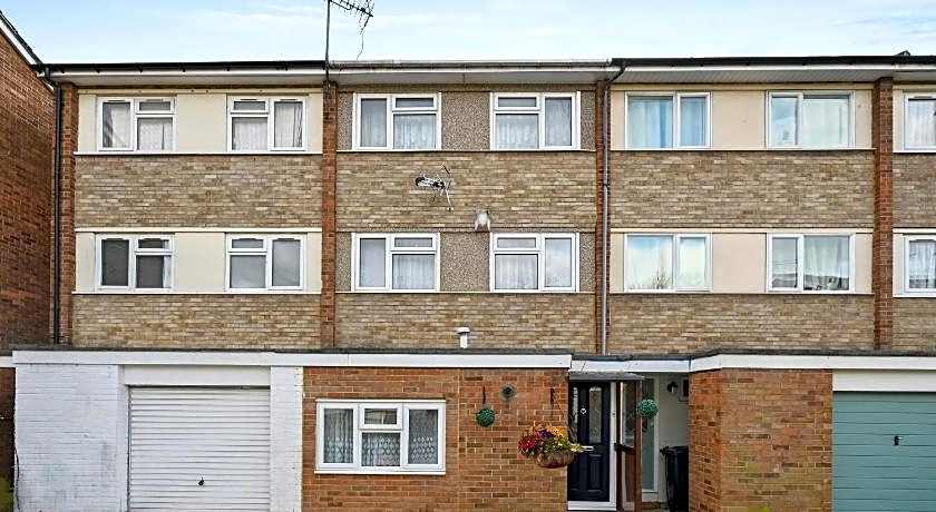 TH Serviced Apartment London