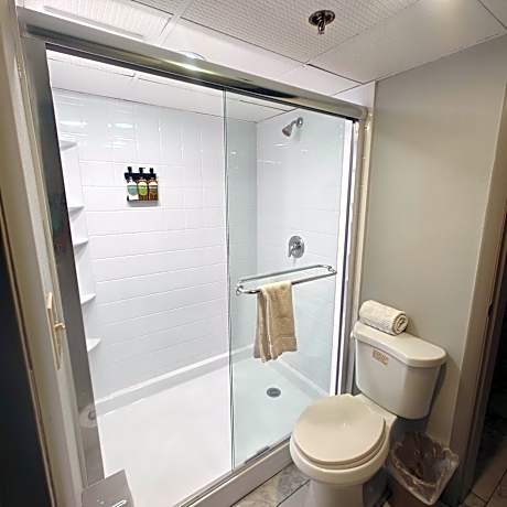 Presidential Suite with Kitchenette