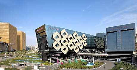 Crowne Plaza RIYADH RDC HOTEL & CONVENTION