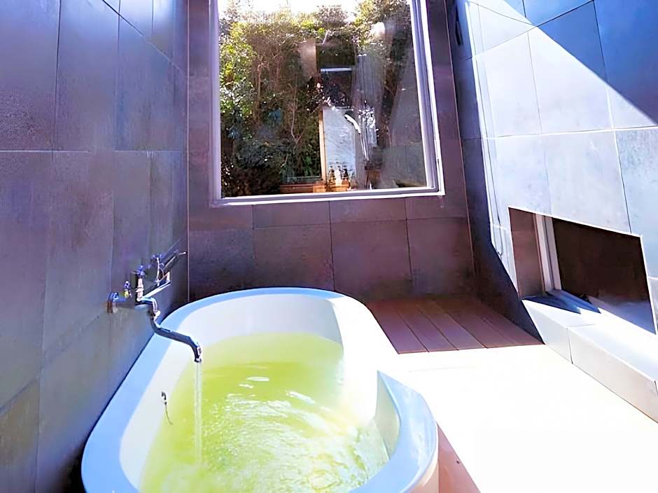 ATAMI SPRING TERRACE HOTEL