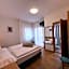 Hotel Garnì Ai Serrai
