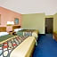 Super 8 By Wyndham Sturgeon Bay