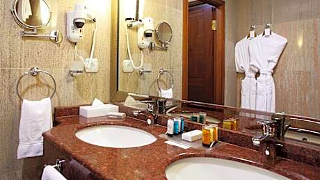 2 Single Beds Standard Smoking